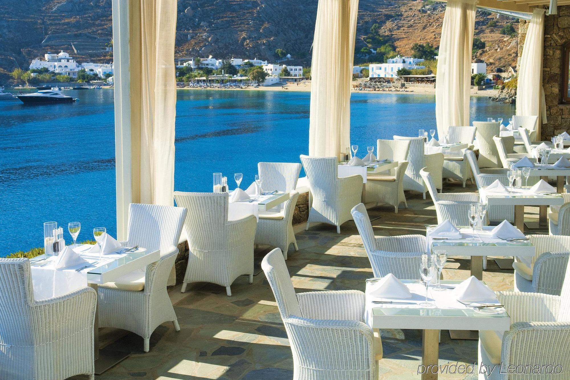 Petasos Beach Resort & Spa - Small Luxury Hotels Of The World Platis Yialos Restaurant photo